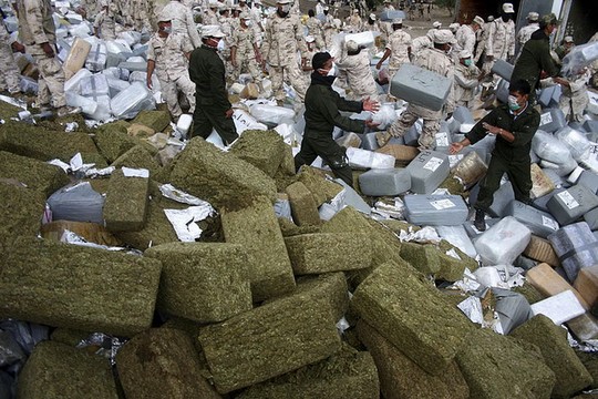 Mexican-Drug-Wars-2-resize.jpg