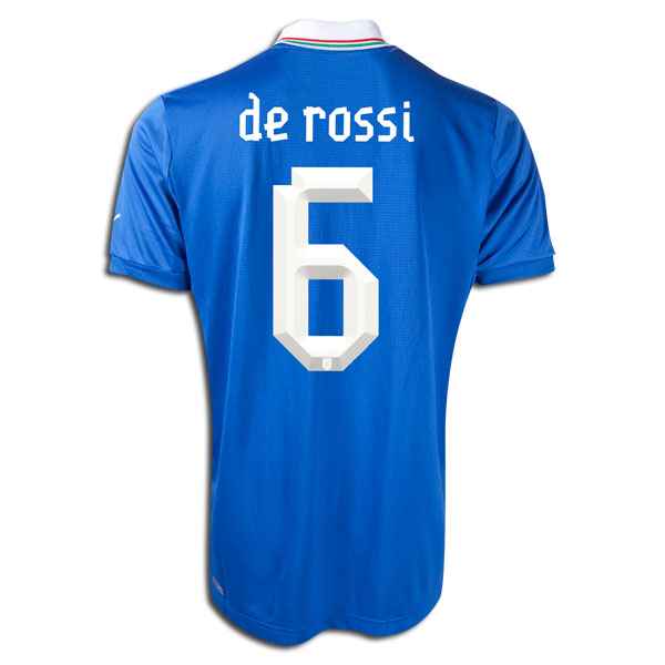 daniele-de-rossi-italy-home-shirt-2012-13.jpg