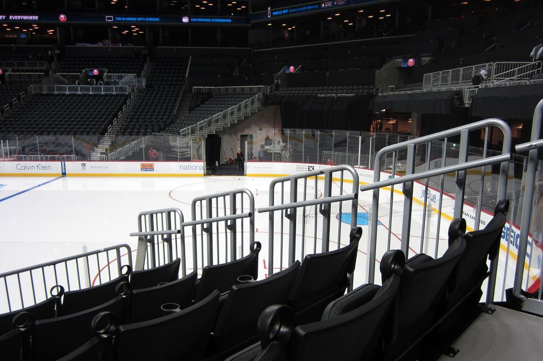 23-islanders-hockey-barclays-center-4.w529.h352.2x.jpg